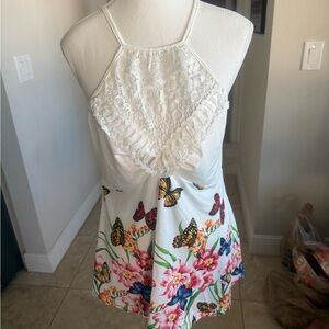 New w/o tags Floral Butterfly top